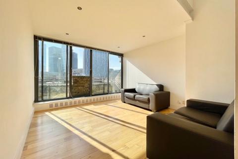 undefined, Thrawl Street, E1
