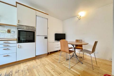 undefined, Queen Of Denmark Court, SE16