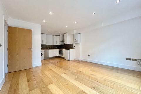 1 bedroom apartment to rent, Holloway Road, N7