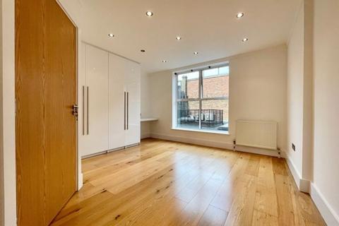 1 bedroom apartment to rent, Holloway Road, N7