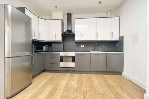 2 bedroom apartment to rent, Holloway Road, N7