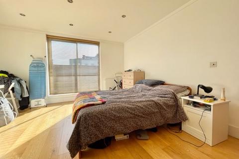 1 bedroom apartment to rent, Holloway Road, N7