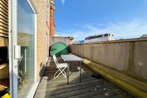 1 bedroom apartment to rent, Holloway Road, N7