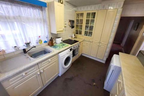10 Elm Road, Feltham, TW14 8EW