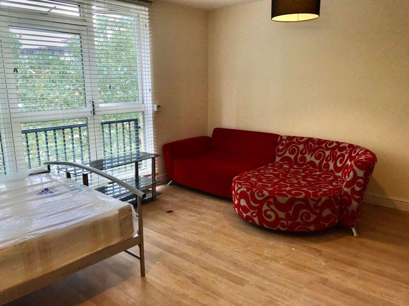 Trimdon, Plender Street, NW1 3 bed apartment £2,513 pcm (£580 pw)