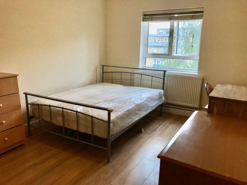Trimdon, Plender Street, NW1 3 bed apartment £2,513 pcm (£580 pw)