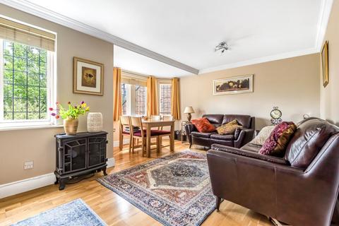 85 Micklethwaite Grove, Wetherby, LS22 5LA