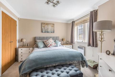85 Micklethwaite Grove, Wetherby, LS22 5LA