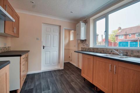 3 bedroom semi-detached house to rent - Elm Grove, Scunthorpe