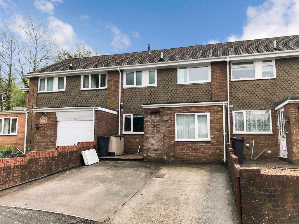 Hawthorn Close, Cwmavon, Port Talbot... 3 bed house £695 pcm (£160 pw)