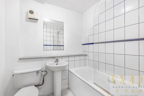 Flat 15, St Nicholas Place Emerald Quay, Shoreham-by-sea, BN43 5JR