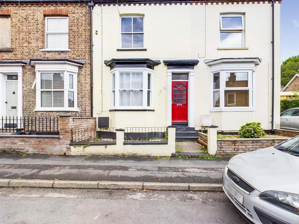 Eastgate North, Driffield 3 bed terraced house £115,000