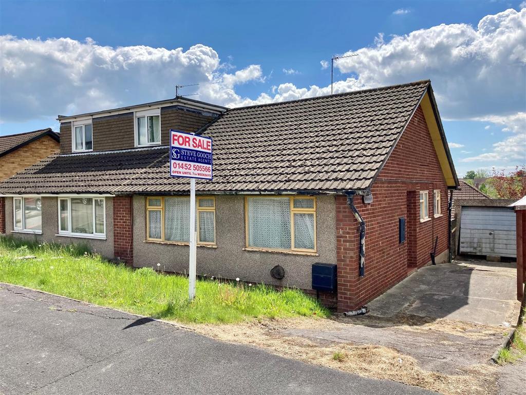 Arundel Close, Tuffley, Gloucester 2 bed semidetached bungalow £180,000