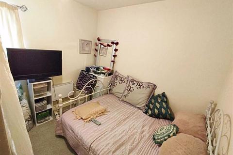 Flat 5, Sansome Court, 22 Sansome Place, Worcester, WR1 1UA