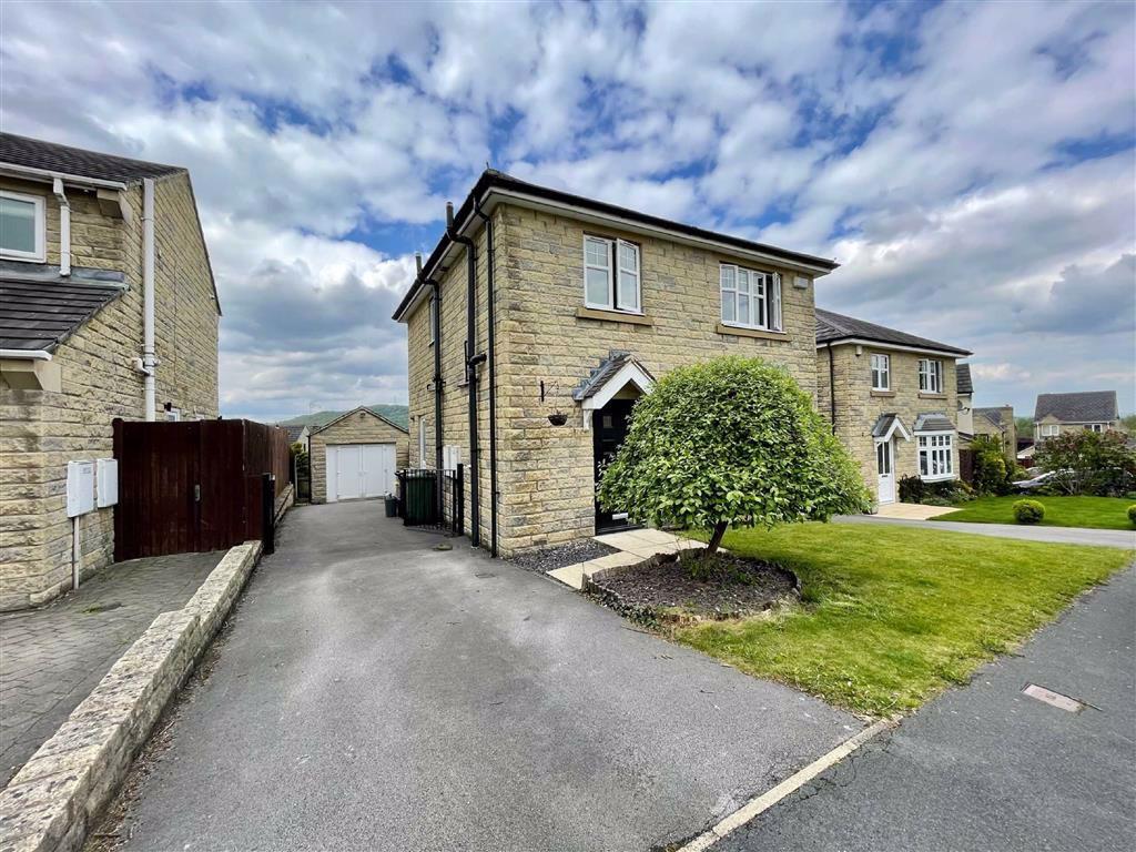 Bracken Way, Lower Edge, Elland, HX5 3 bed detached house £275,000