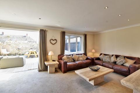 30 Whiterocks Grove, Sunderland, SR6 7LL