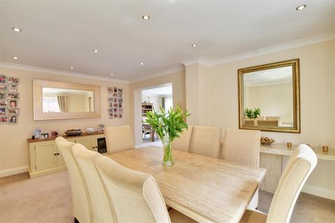 30 Whiterocks Grove, Sunderland, SR6 7LL