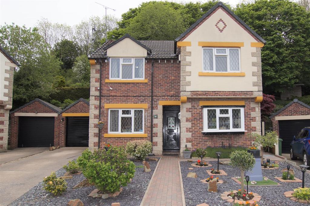 Llys Gwyrdd, Brymbo, Wrexham 3 bed detached house £240,000