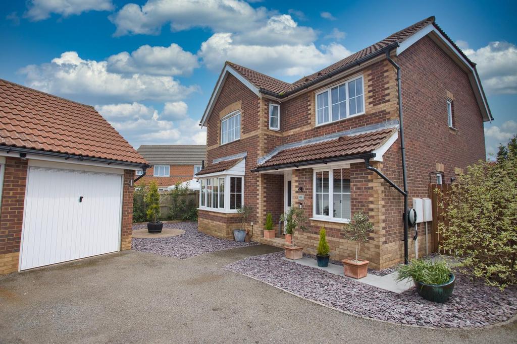 Proctor Walk, Hawkinge, Folkestone 5 bed detached house £525,000