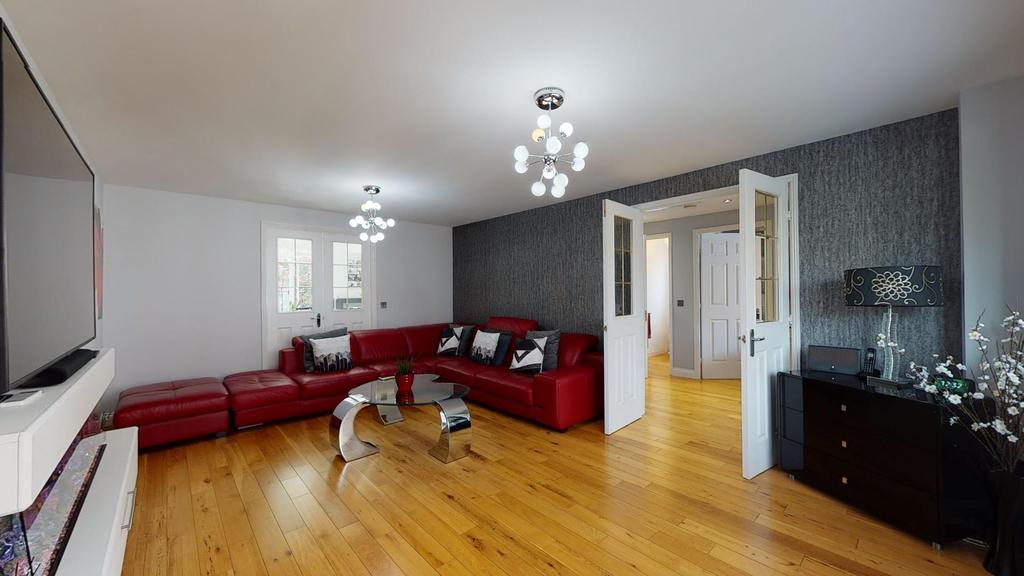 Proctor Walk, Hawkinge, Folkestone 5 bed detached house £525,000