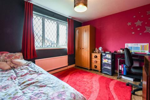 9 Heron Close, Blackburn, BB1 8NU