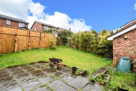 9 Heron Close, Blackburn, BB1 8NU