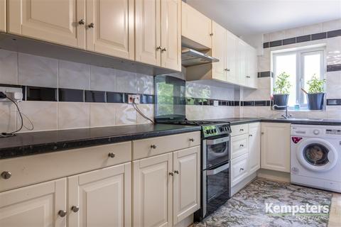 127 Clarence Road, Grays, RM17 6RD