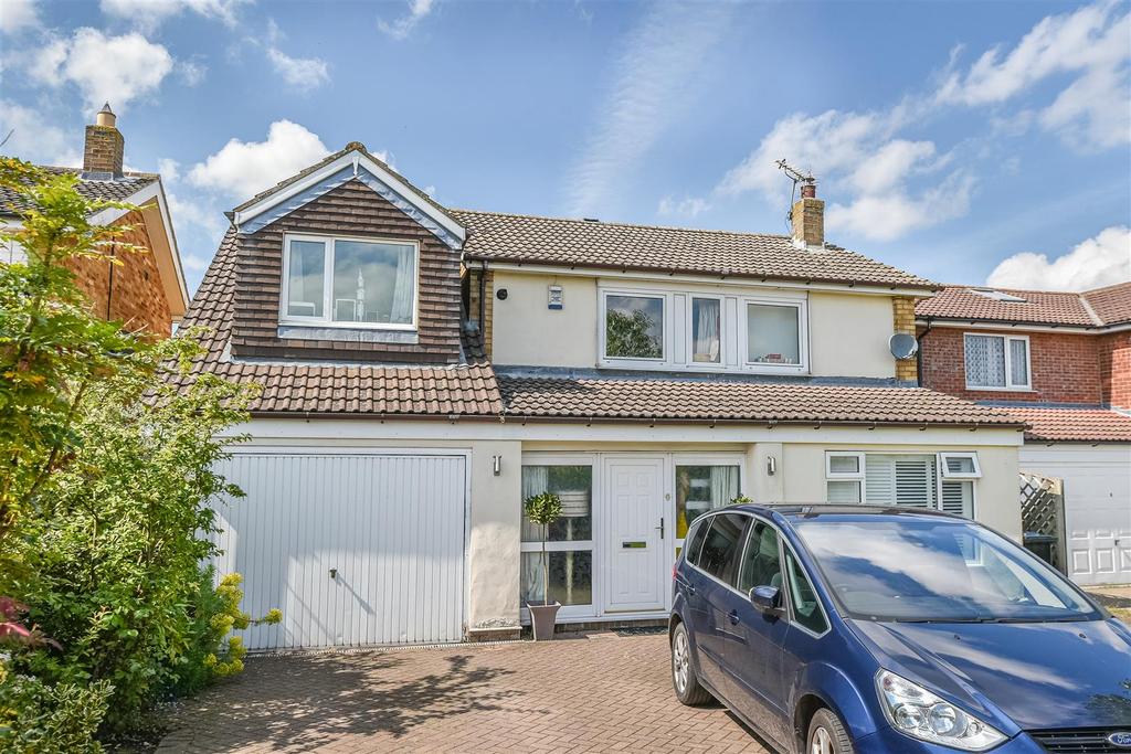 Hallcroft Lane, Copmanthorpe, York 5 bed detached house £575,000