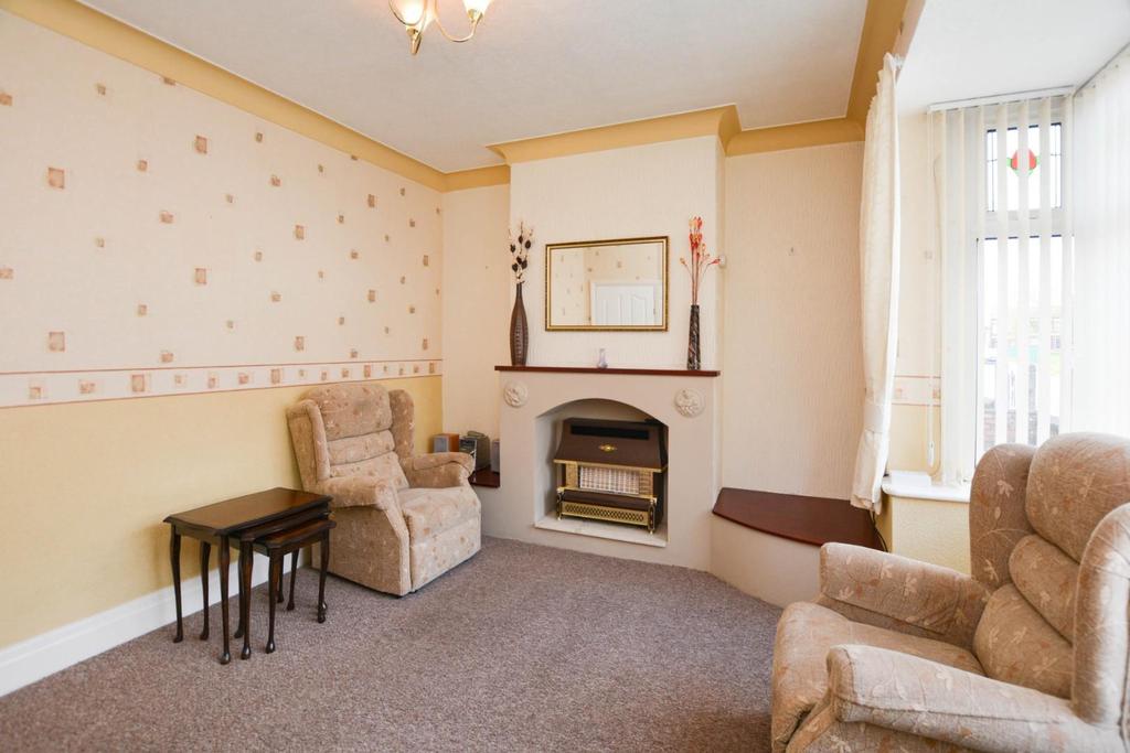 Moore Street East, Whelley, Wigan, WN1 3XZ 3 bed terraced house £114,995