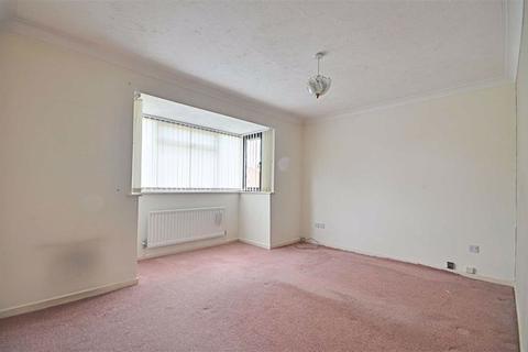 6 Broadfield Gardens, Great Meadow, Worcester, WR4 0DP