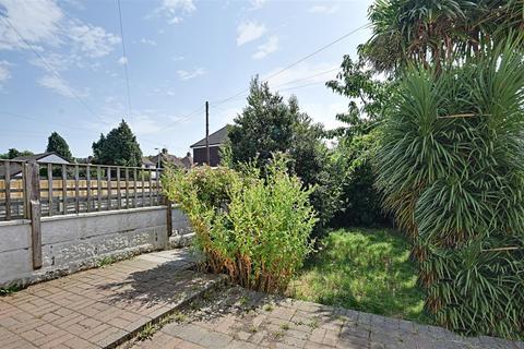 3 Crowmere Terrace, Bexhill-on-sea, TN40 2BD