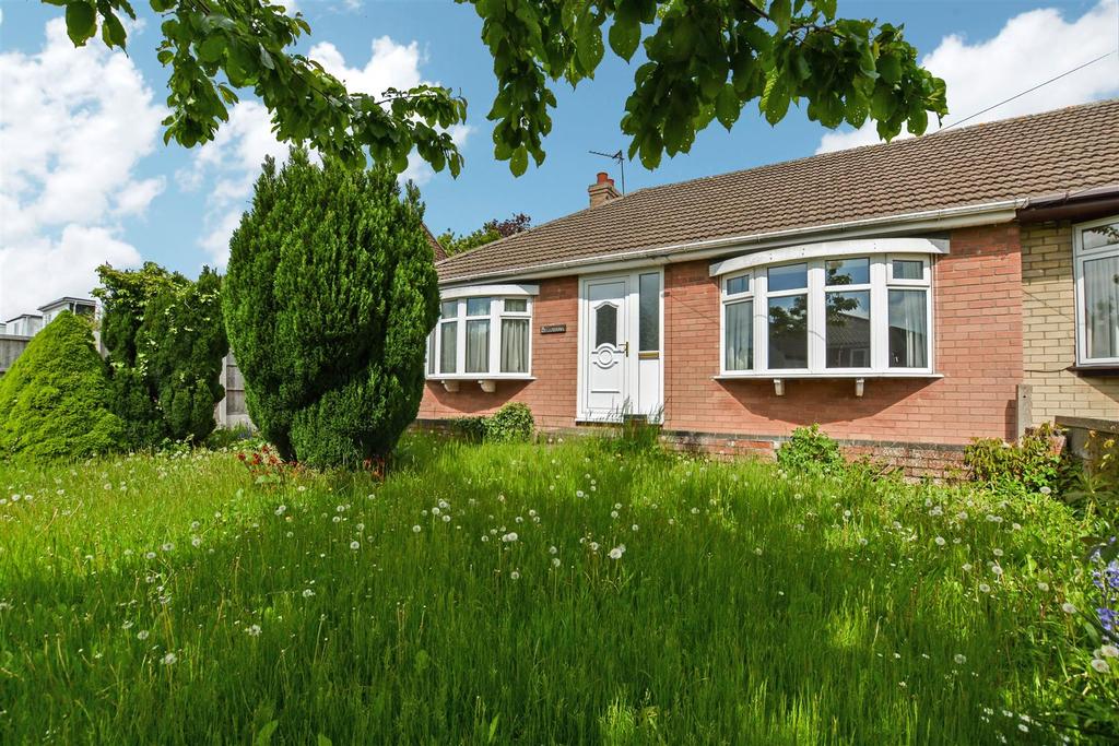 March Street, Kirton Lindsey, Gainsborough 2 bed semidetached bungalow