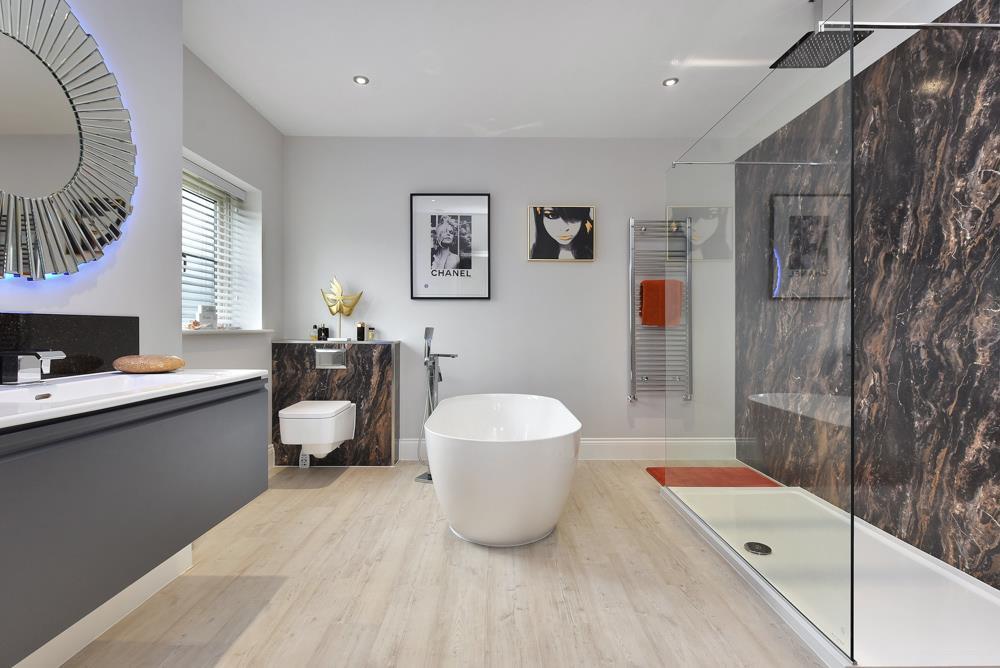Ensuite bathroom