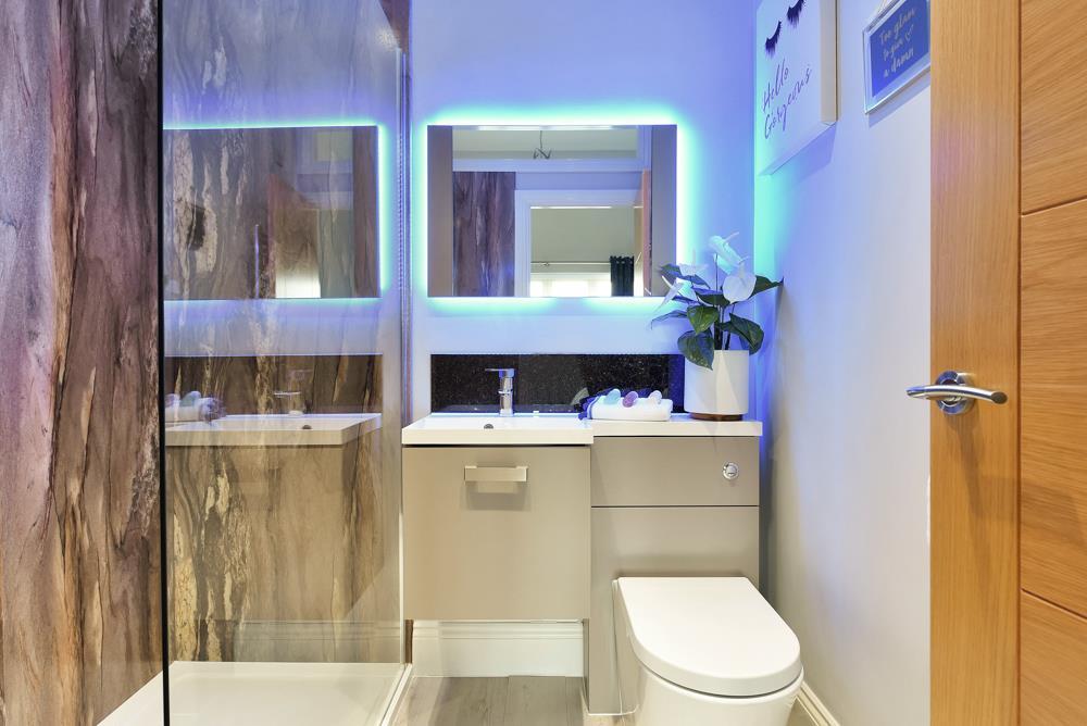 Ensuite shower room