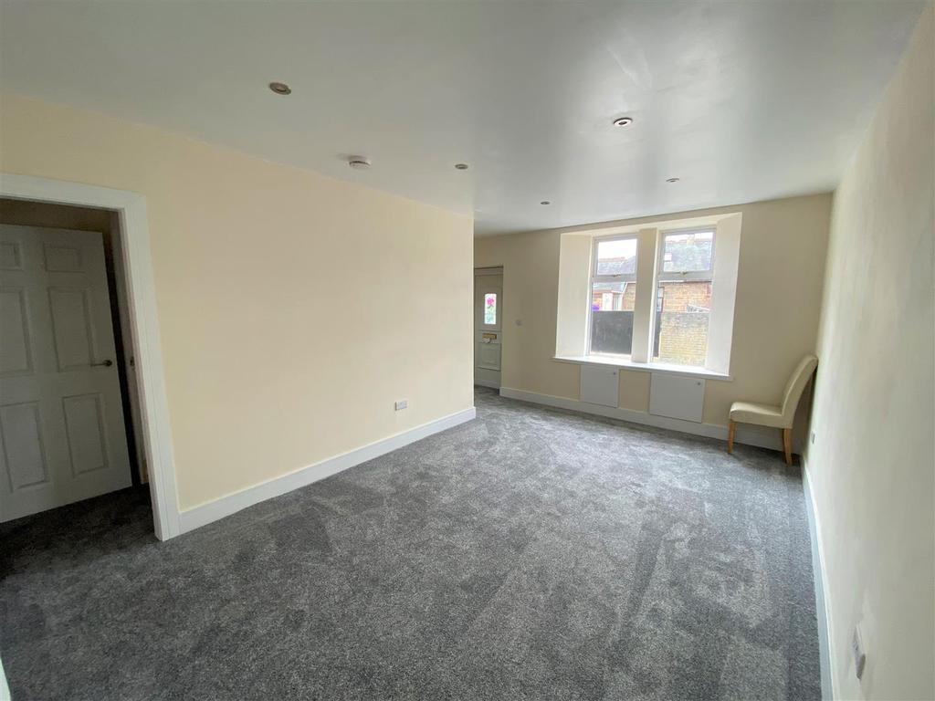 Croft Place, Larkhall 3 bed terraced house £144,995