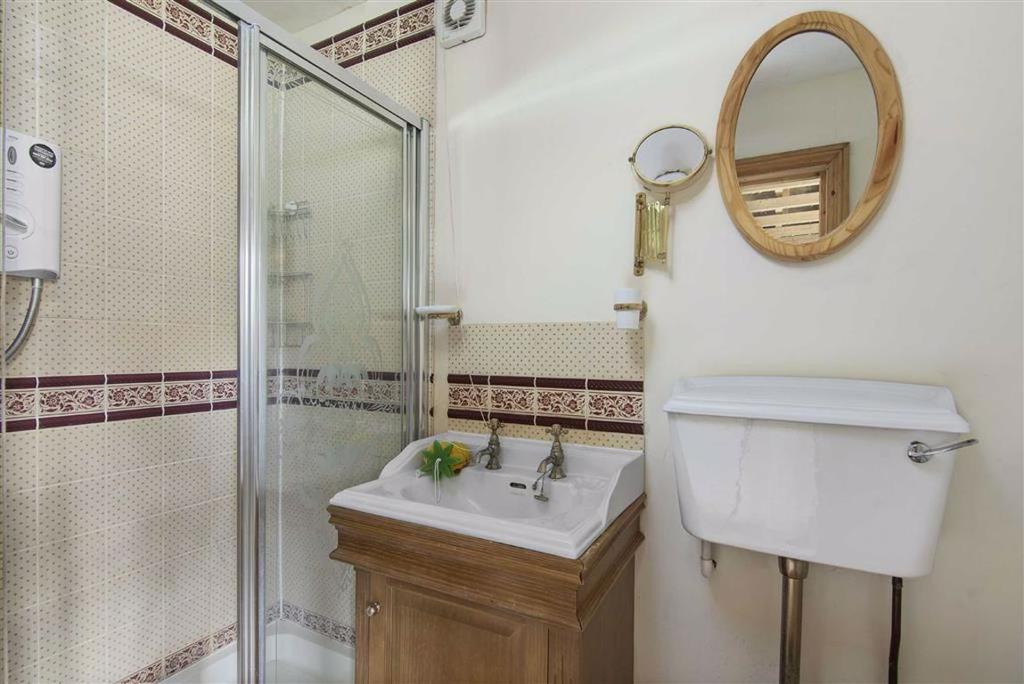 Ensuite Shower Room