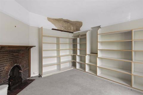 17 Brampton Road, St Albans, AL1 4PP