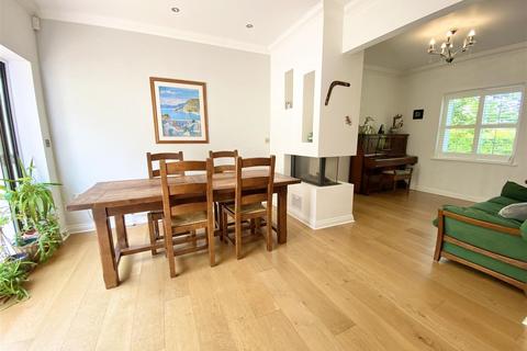 3 Newmans Gate, Hutton, Brentwood, CM13 2FB