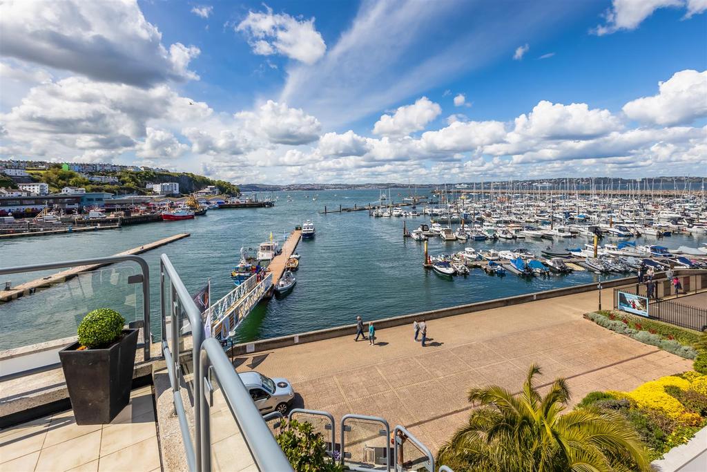 Prince William Quay, Berry Head Road, Brixham 3 bed apartment £925,000