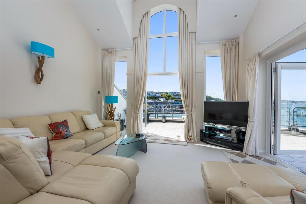 Prince William Quay, Berry Head Road, Brixham 3 bed apartment £925,000