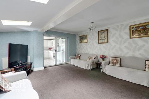 32 Bromley Road, Leyton, London, E10 7AD