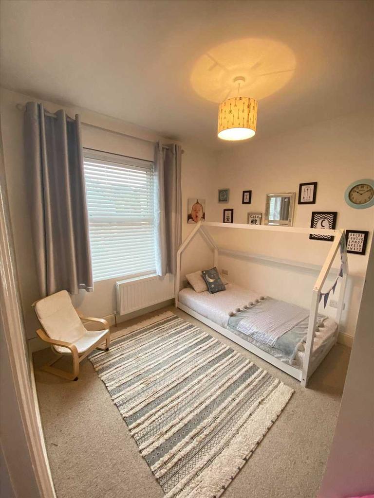 Bedroom 3 :