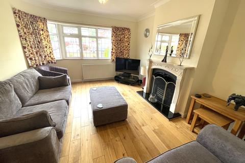 213 Eden Way, Beckenham, BR3 3DS