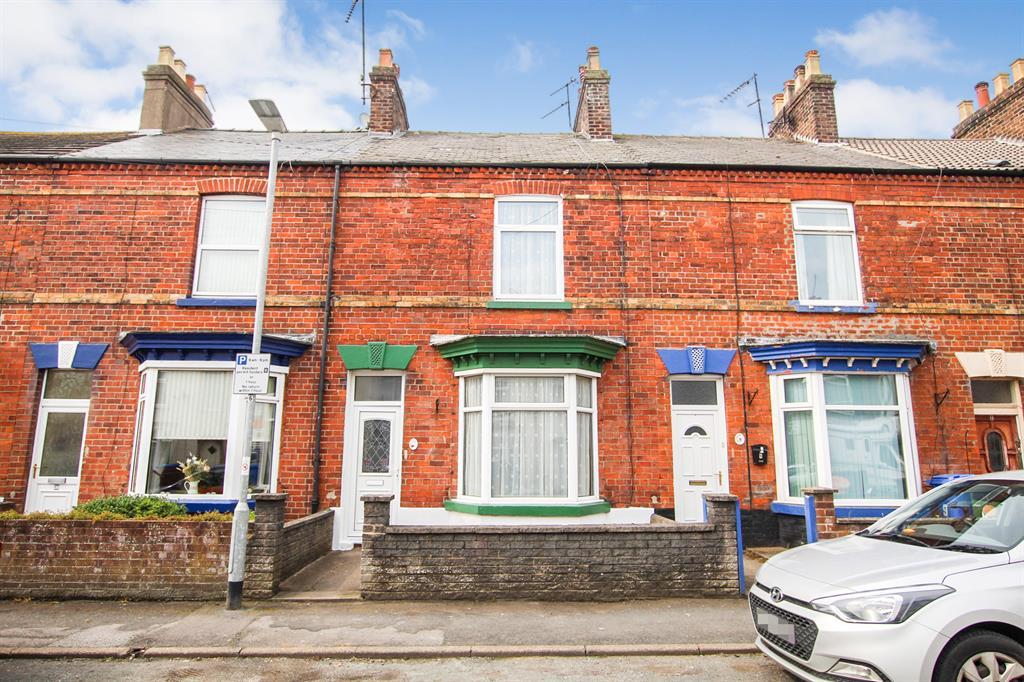 Nelson Street, Bridlington, YO15 3BJ 2 bed terraced house for sale £