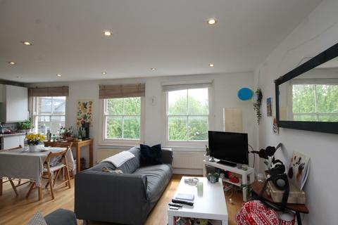 undefined, Hartham Road, Islington, N7