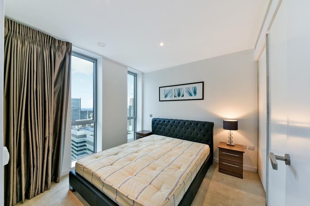 East Tower, Pan Peninsula, Canary... 2 bed apartment - £2,232 pcm (£515 pw)