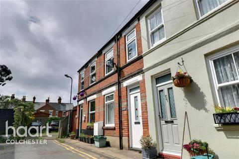 2 bedroom terraced house to rent, Colchester