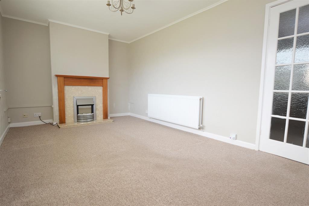 Dunster Road, Springbank, Cheltenham, GL51 0NL 3 bed semidetached house £900 pcm (£208 pw)