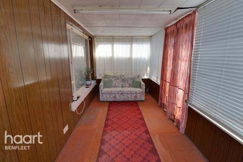 54 Benfleet Park Road, Benfleet, SS7 5HJ