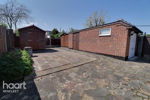 54 Benfleet Park Road, Benfleet, SS7 5HJ